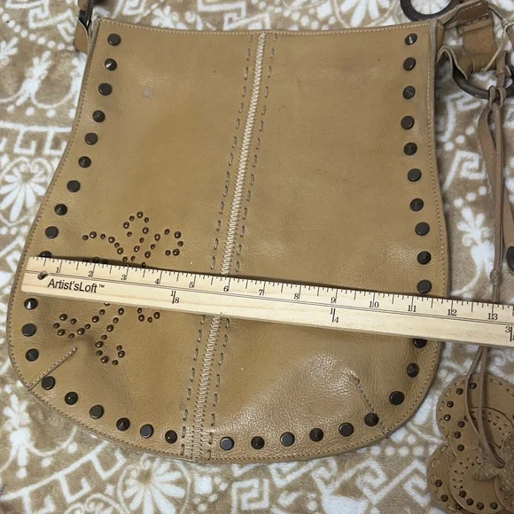 Stylish Tan Leather Hobo Bag - Picture 4 of 12